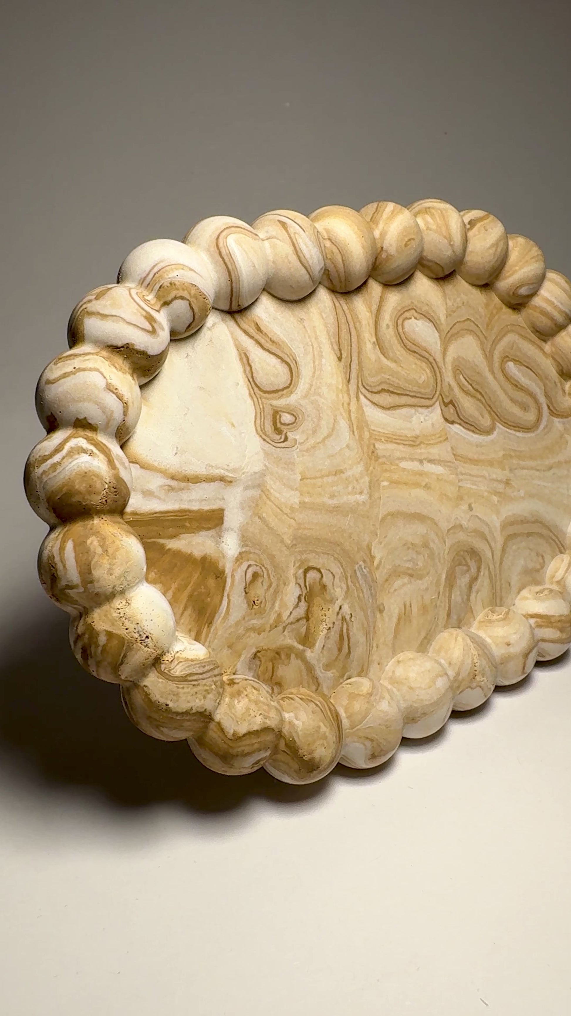 Lizzy_lights_oval_tablett_jesmonite