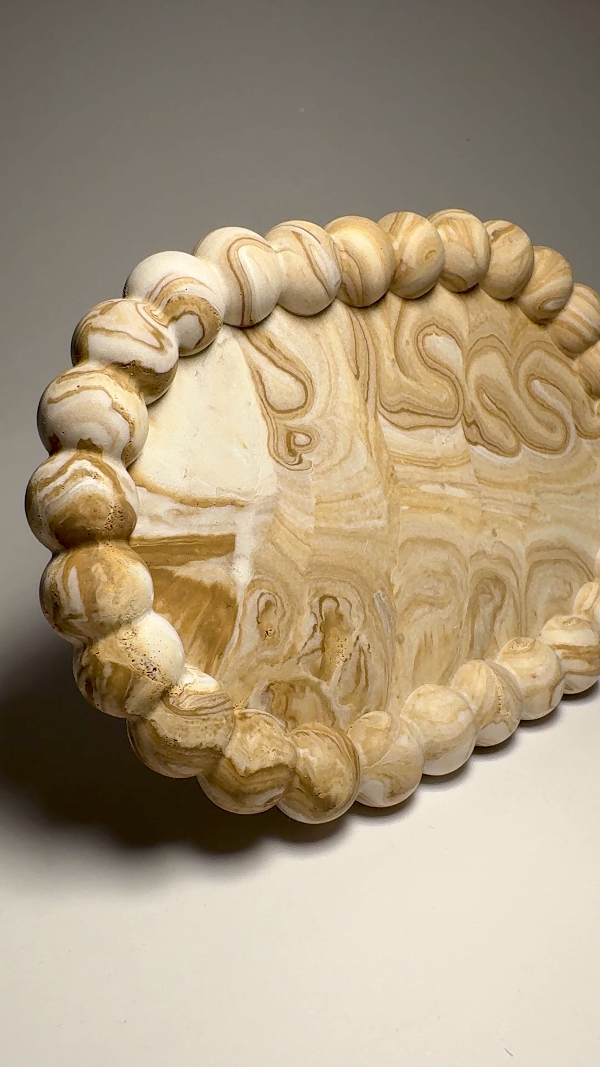 Lizzy_lights_oval_tablett_jesmonite